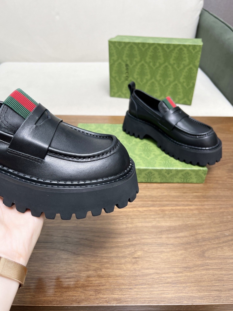 Gucci Leather Shoes